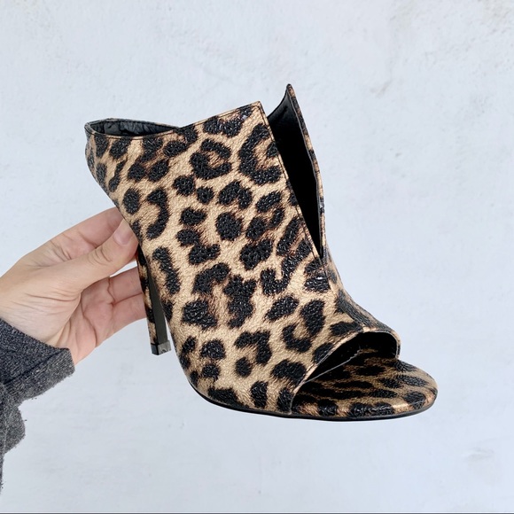 Leopard patent slit heel - Picture 2 of 7